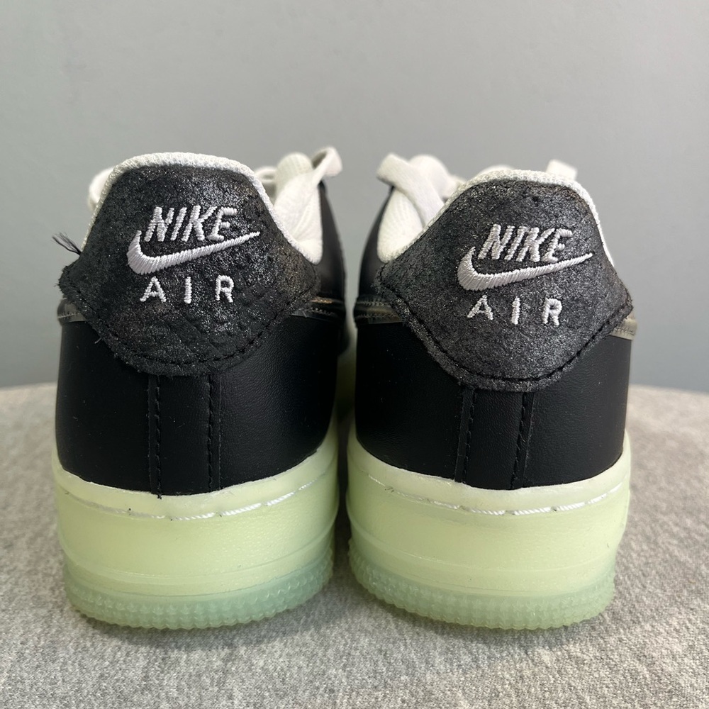 Nike Boys Air Force 1 LV8 (GS) Year Of The Dragon Size 5.5/Women 7 FZ5529-103 - Picture 5 of 10